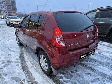 Renault Sandero, 2010г, передний привод, механика