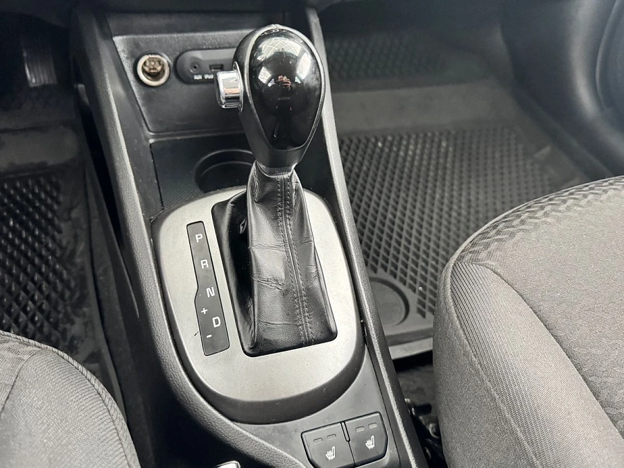 Kia Rio, 2015г., передний привод, автомат