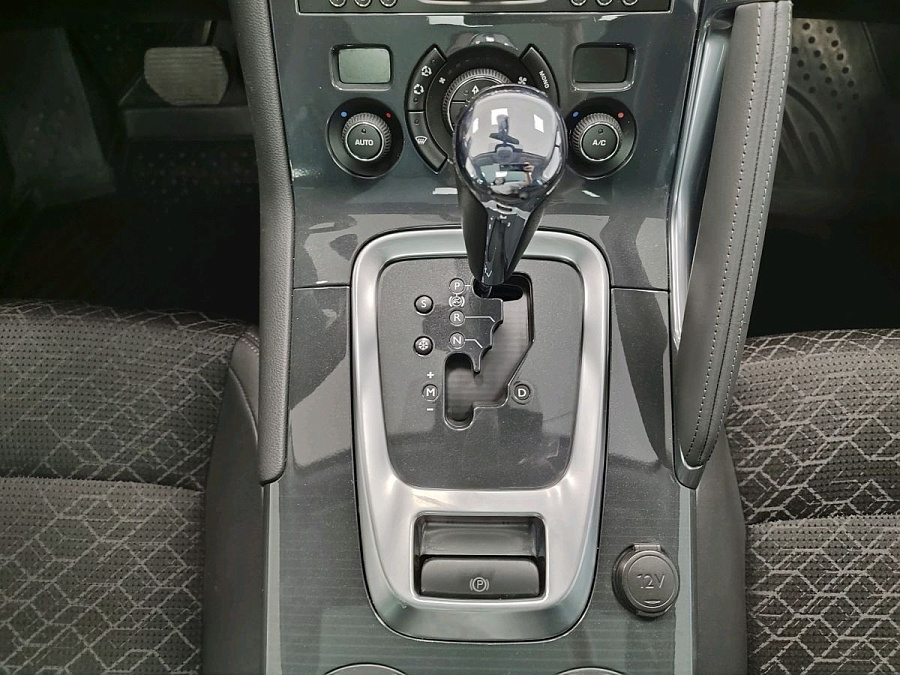 Peugeot , 2014г., передний привод, автомат