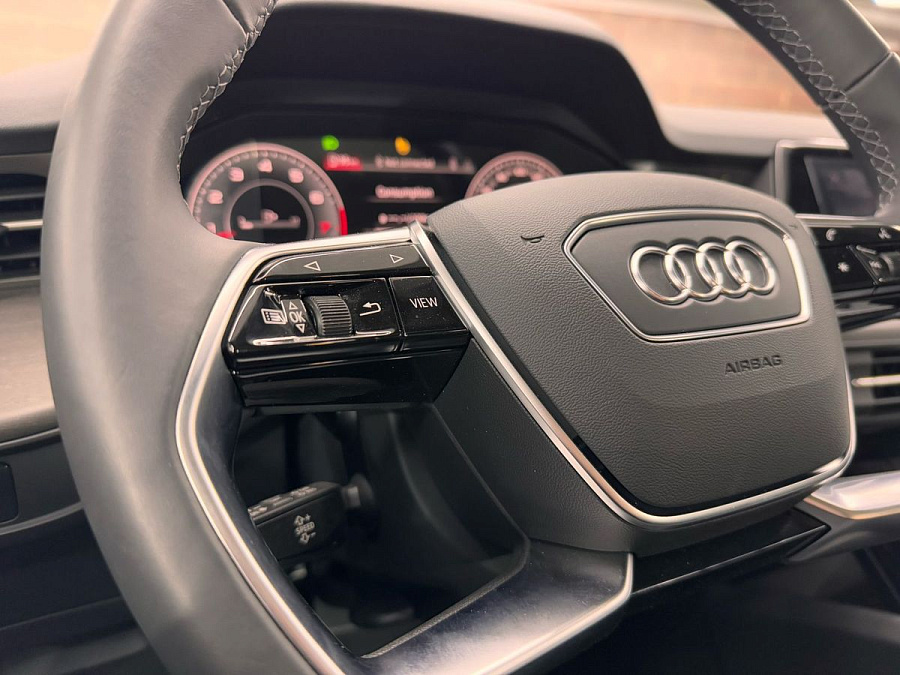 Audi Q6, 2024г., полный привод, робот