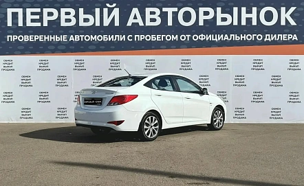 Hyundai Solaris, 2015г, передний привод, автомат