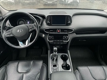 Hyundai Santa Fe, 2019г, полный привод, автомат