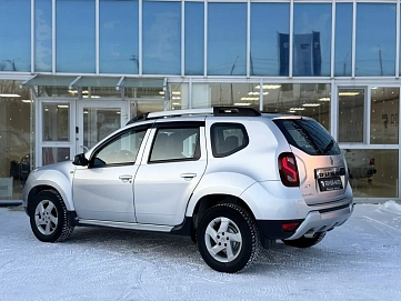 Renault Duster, 2015г, полный привод, механика