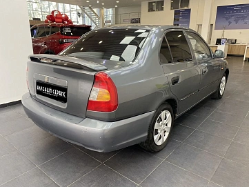Hyundai Accent, 2004г, передний привод, механика