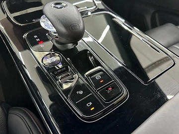 GAC M8, 2024г, передний привод, автомат