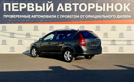 Kia Ceed, 2011г, передний привод, автомат