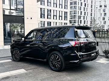 Infiniti QX80, 2025г, полный привод, автомат