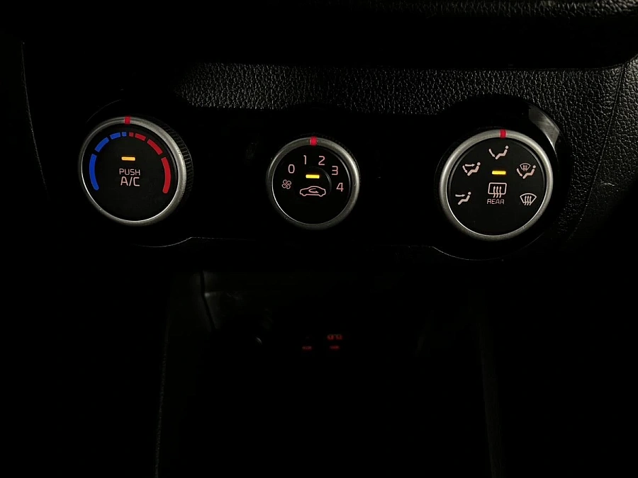 Kia Rio, 2016г., передний привод, механика