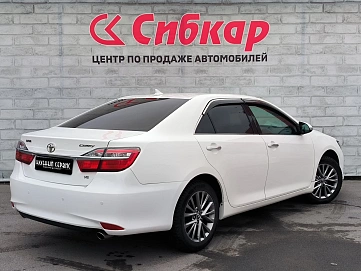 Toyota Camry, 2016г, передний привод, автомат