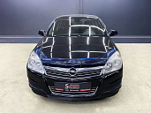 Opel Astra, 2011г., передний привод, механика
