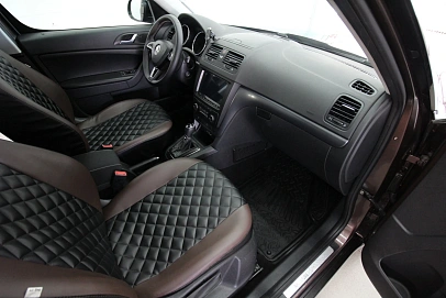 Skoda Yeti, 2015г., передний привод, робот