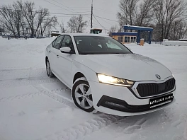 Skoda Octavia, 2021г, передний привод, автомат