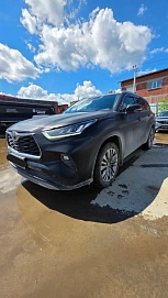 Toyota Highlander, 2023г., полный привод, автомат