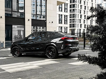 BMW X6, 2023г, полный привод, автомат