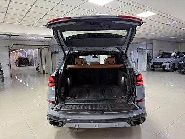 BMW X5, 2025г, полный привод, автомат