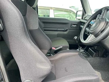 Suzuki Jimny, 2020г, полный привод, механика