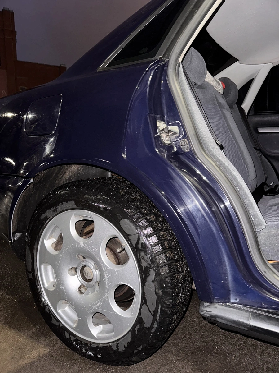 Audi A4, 1996г., передний привод, механика