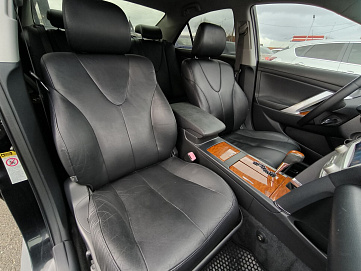 Toyota , 2010г., передний привод, автомат