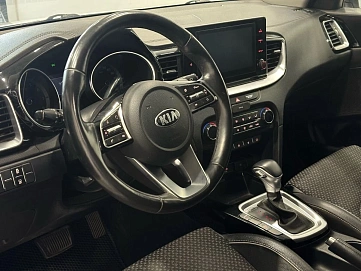 Kia Ceed, 2020г, передний привод, автомат