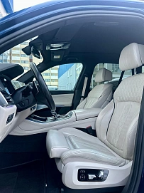 BMW X5, 2018г, передний привод, автомат