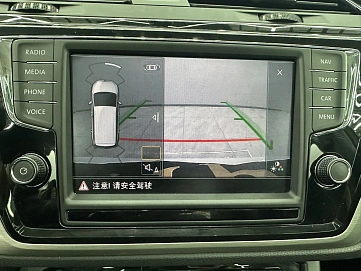 Volkswagen Touran, 2021г, передний привод, робот