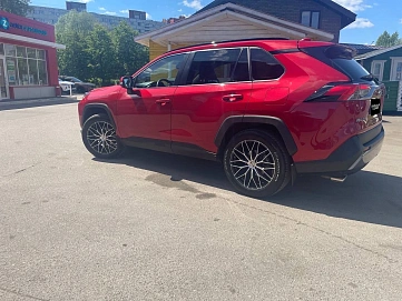 Toyota RAV4, 2021г, полный привод, вариатор