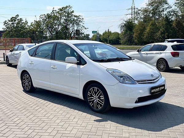 Toyota Prius, 2004г., передний привод, вариатор