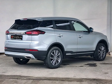 Geely Atlas Pro, 2024г, передний привод, автомат