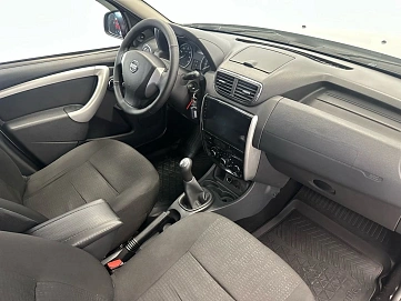 Nissan Terrano, 2015г, передний привод, механика