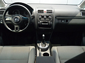 Volkswagen Touran, 2011г., передний привод, робот