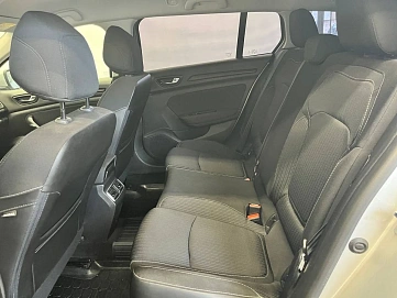 Renault Megane, 2017г, передний привод, механика