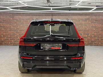 Volvo XC60, 2025г, полный привод, автомат