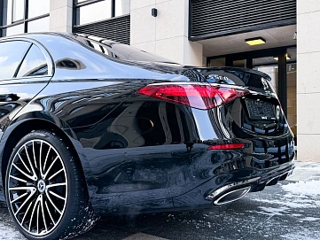 Mercedes-Benz S-Класс, 2023г, полный привод, автомат