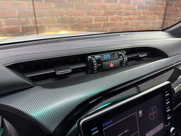 Toyota Hilux, 2024г, полный привод, автомат