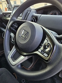 Honda N-BOX, 2018г, передний привод, вариатор