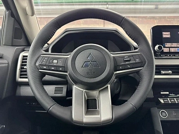 Mitsubishi L200, 2024г, полный привод, автомат