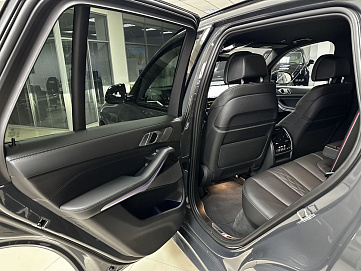 BMW X5, 2023г, полный привод, автомат