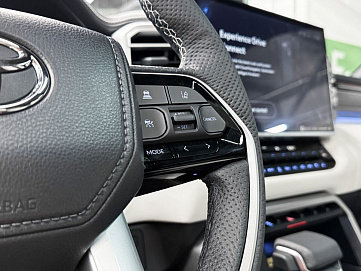 Toyota Sequoia, 2024г, полный привод, автомат