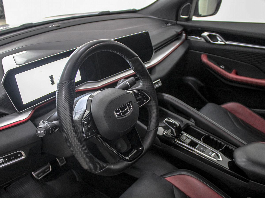 Geely Coolray, 2023г., передний привод, робот