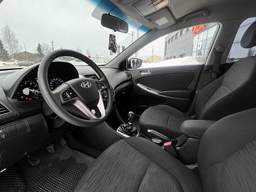 Hyundai Solaris, 2015г, передний привод, механика