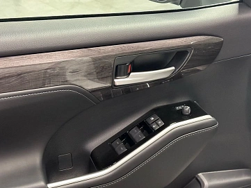 Toyota Highlander, 2025г, полный привод, автомат