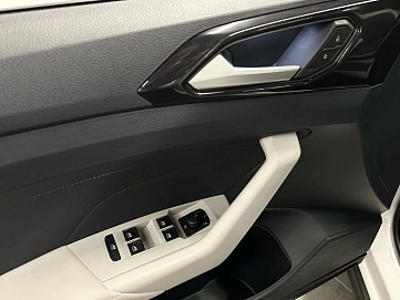 Volkswagen Tharu XR, 2024г, передний привод, автомат