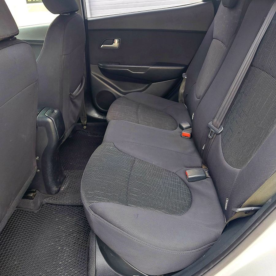 Kia Rio, 2013г., передний привод, механика