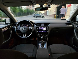 Skoda Octavia, 2020г, передний привод, робот