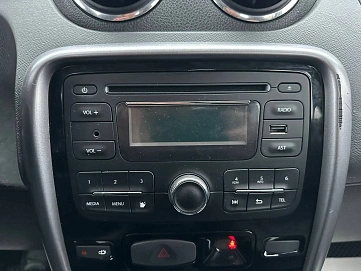 Renault Duster, 2013г, передний привод, автомат