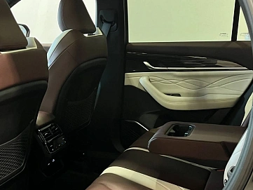 Geely Monjaro, 2022г, полный привод, автомат