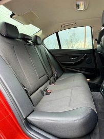 BMW 3 серии, 2017г., задний привод, автомат