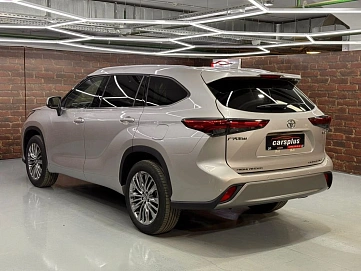 Toyota Highlander, 2025г, полный привод, автомат