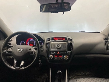 Kia Ceed, 2011г, передний привод, автомат