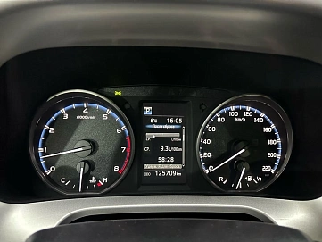 Toyota RAV4, 2018г, полный привод, вариатор